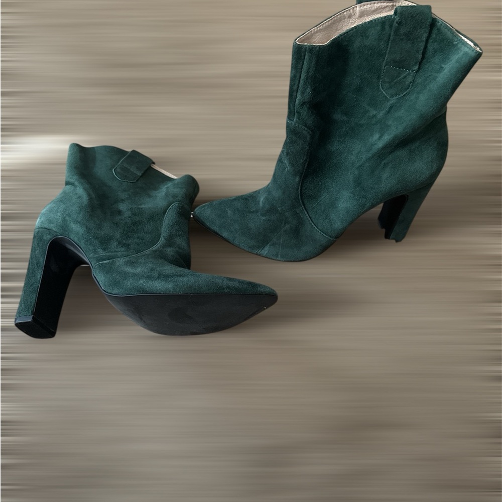 Chinese Laundry Dark Green Heeled Boots
